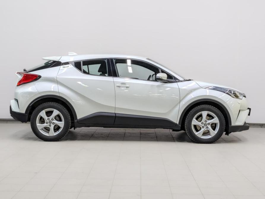 Toyota C-HR I Москва  - изображение 4