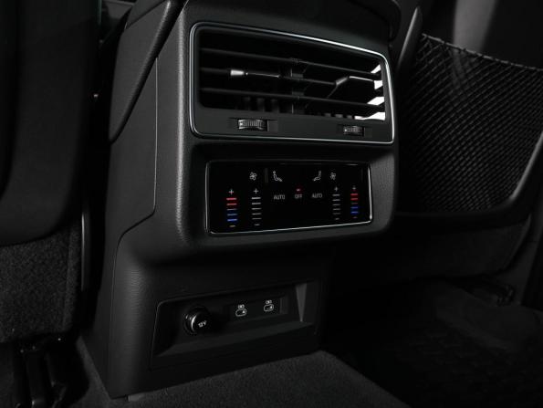 Audi Q8 I (4M) с пробегом 2022 года, цена 7 899 000 рублей, 36160 км, внедорожник, Автокод Объявления