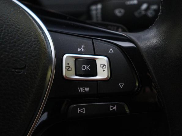 Volkswagen Passat B8 с пробегом 2019 года, цена 2 750 000 рублей, 57000 км, седан, Автокод Объявления
