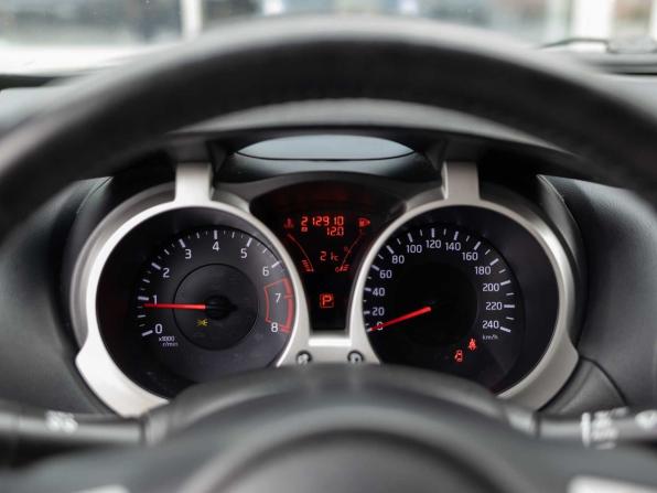 Nissan Juke I с пробегом 2012 года, цена 880 000 рублей, 212909 км, внедорожник, Автокод Объявления