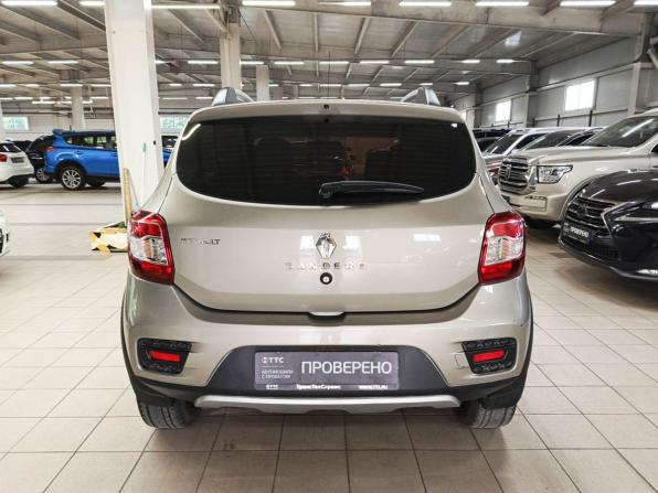 Renault Sandero II с пробегом 2017 года, цена 855 000 рублей, 149000 км, хэтчбек, Автокод Объявления