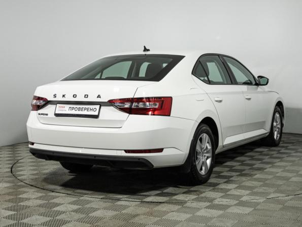 Skoda Superb III Рестайлинг с пробегом 2020 года, цена 2 570 000 рублей, 58319 км, лифтбек, Автокод Объявления