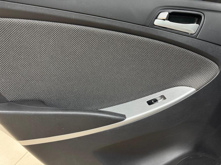 Hyundai Solaris I Набережные Челны  - изображение 24