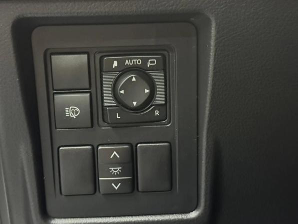 Toyota Land Cruiser Prado 150 Series Рестайлинг 3 с пробегом 2021 года, цена 5 397 000 рублей, 63500 км, внедорожник, Автокод Объявления