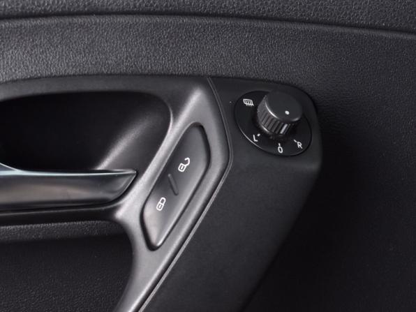 Volkswagen Polo V Рестайлинг с пробегом 2018 года, цена 1 299 995 рублей, 54183 км, седан, Автокод Объявления