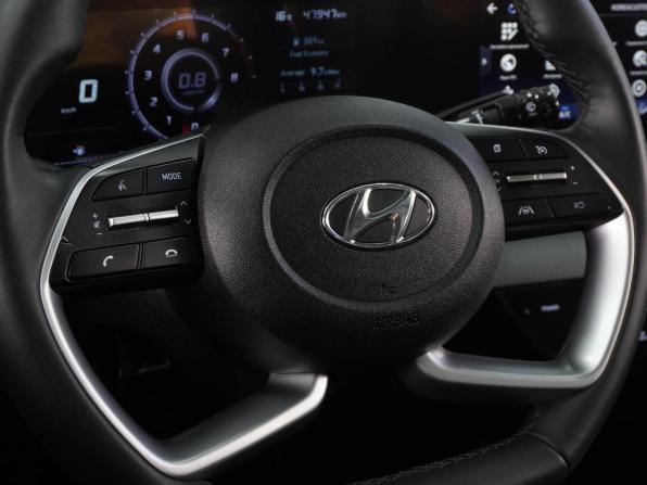 Hyundai Elantra VII (CN7) с пробегом 2022 года, цена 1 899 000 рублей, 47947 км, седан, Автокод Объявления