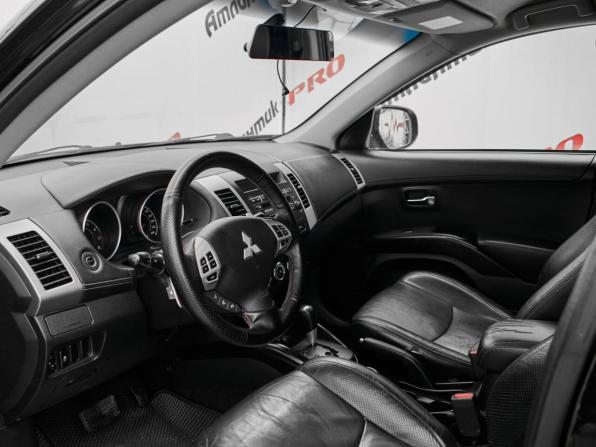 Mitsubishi Outlander II Рестайлинг с пробегом 2011 года, цена 1 100 000 рублей, 250025 км, внедорожник, Автокод Объявления