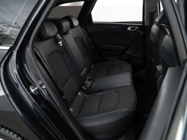 Kia Ceed III с пробегом 2019 года, цена 1 780 046 рублей, 137688 км, универсал, Автокод Объявления