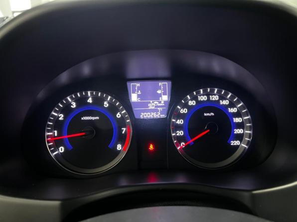 Hyundai Solaris I Рестайлинг с пробегом 2016 года, цена 730 000 рублей, 200261 км, седан, Автокод Объявления