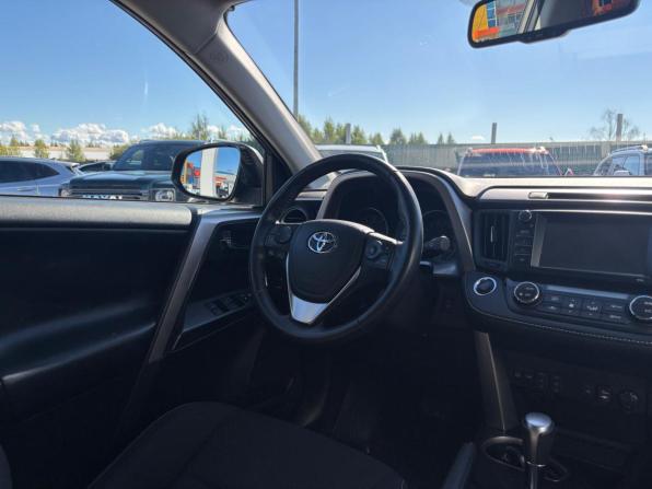 Toyota RAV4 IV (XA40) Рестайлинг с пробегом 2019 года, цена 2 900 000 рублей, 93932 км, внедорожник, Автокод Объявления
