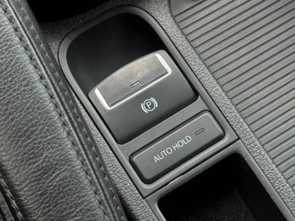 Volkswagen Tiguan I с пробегом 2011 года, цена 979 000 рублей, 259539 км, внедорожник, Автокод Объявления