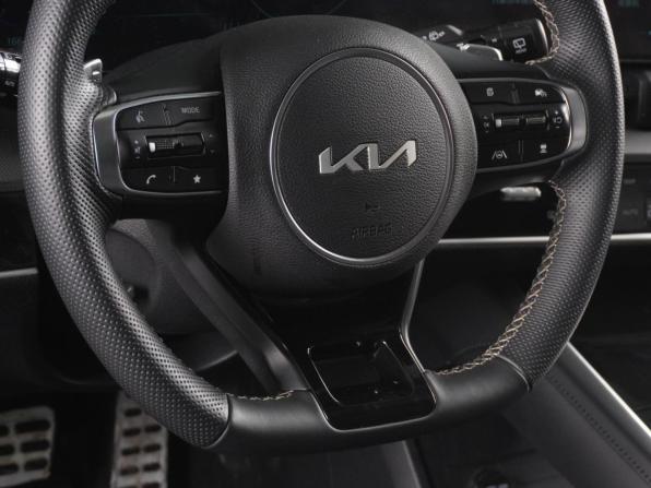 Kia Sportage V с пробегом 2024 года, цена 4 505 000 рублей, 4326 км, внедорожник, Автокод Объявления