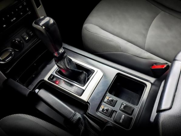 Toyota Land Cruiser Prado 150 Series с пробегом 2012 года, цена 2 700 000 рублей, 283219 км, внедорожник, Автокод Объявления
