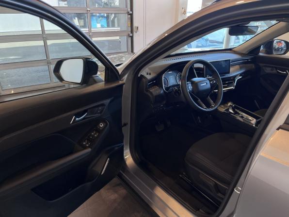 Haval Jolion I Рестайлинг 2 с пробегом 2026 года, цена 2 459 000 рублей, 1141 км, внедорожник, Автокод Объявления