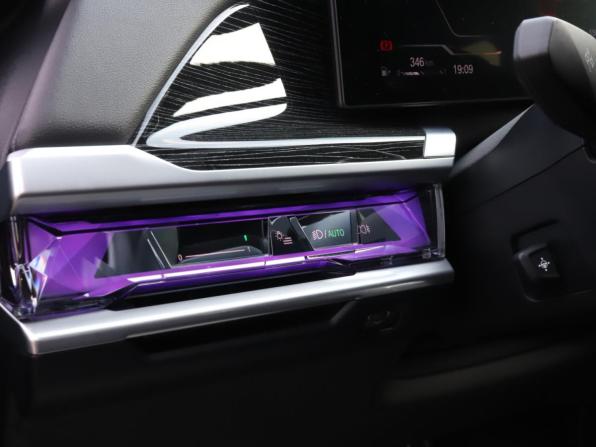 BMW 7 серии VII (G70) с пробегом 2022 года, цена 10 800 000 рублей, 72789 км, седан, Автокод Объявления