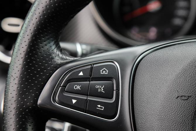 Mercedes-Benz V-Класс III (W447) Рестайлинг с пробегом 2021 года, цена 5 200 000 рублей, 142278 км, минивэн, Автокод Объявления