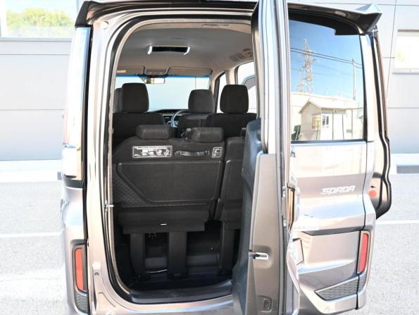 Honda Stepwgn V Рестайлинг с пробегом 2019 года, цена 2 219 000 рублей, 117547 км, минивэн, Автокод Объявления