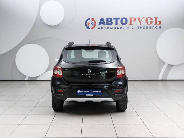 Renault Sandero II Рестайлинг с пробегом 2020 года, цена 881 000 рублей, 183364 км, хэтчбек, Автокод Объявления