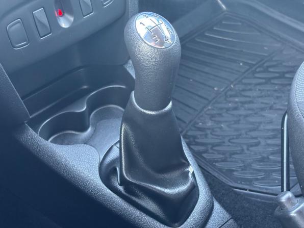 Renault Logan II с пробегом 2015 года, цена 669 000 рублей, 68229 км, седан, Автокод Объявления
