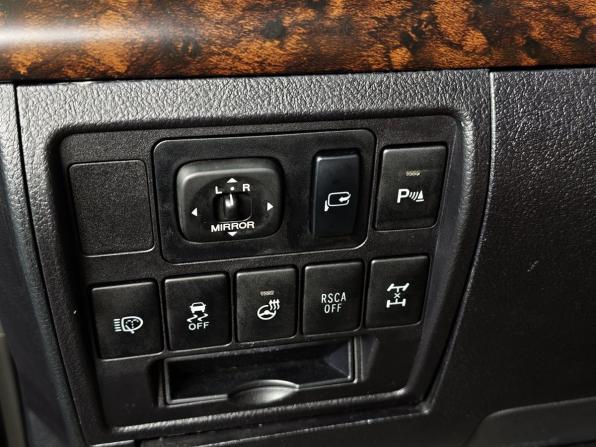 Toyota Land Cruiser 200 Series с пробегом 2012 года, цена 2 797 000 рублей, 253475 км, внедорожник, Автокод Объявления