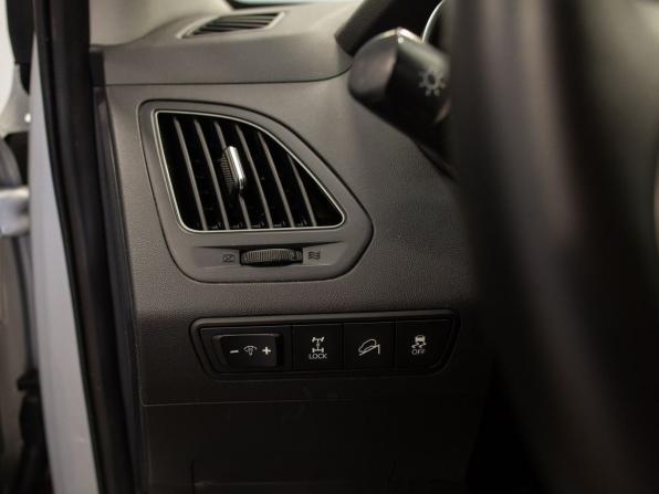 Hyundai ix35 I Рестайлинг с пробегом 2015 года, цена 1 660 000 рублей, 150123 км, внедорожник, Автокод Объявления
