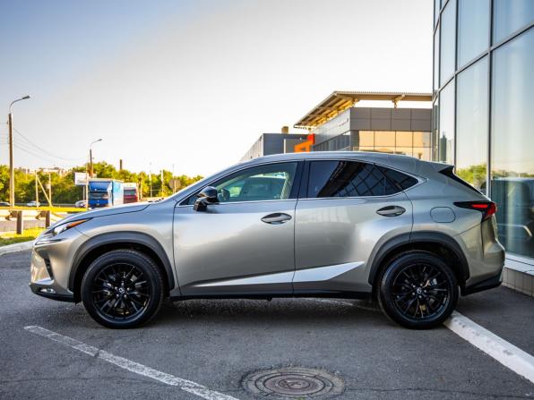 Lexus NX I Рестайлинг с пробегом 2018 года, цена 3 265 000 рублей, 82991 км, внедорожник, Автокод Объявления
