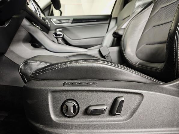 Skoda Kodiaq I с пробегом 2018 года, цена 2 095 000 рублей, 240626 км, внедорожник, Автокод Объявления