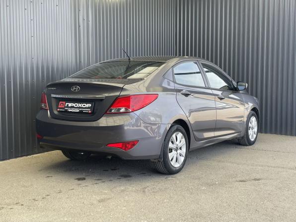 Hyundai Solaris I Рестайлинг с пробегом 2016 года, цена 947 000 рублей, 202385 км, седан, Автокод Объявления