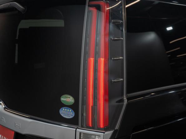 Toyota Noah III (R80) с пробегом 2017 года, цена 2 290 000 рублей, 101511 км, минивэн, Автокод Объявления