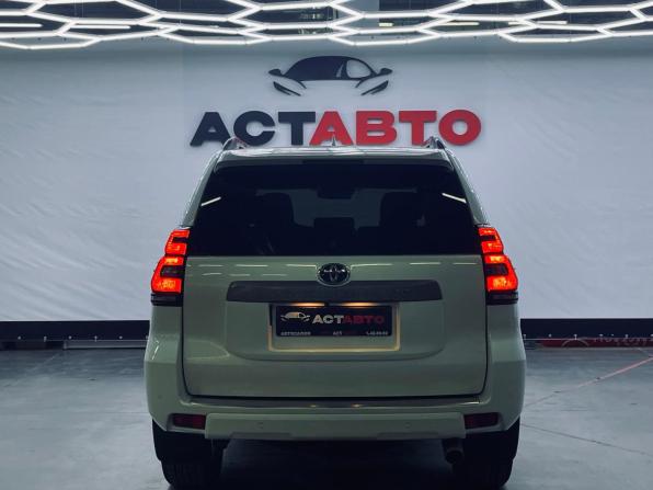 Toyota Land Cruiser Prado 150 Series Рестайлинг 3 с пробегом 2022 года, цена 5 650 000 рублей, 59085 км, внедорожник, Автокод Объявления