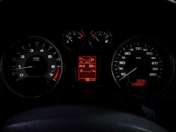Peugeot RCZ I с пробегом 2011 года, цена 990 000 рублей, 292649 км, купе, Автокод Объявления