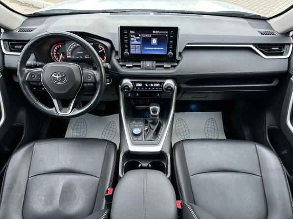 Toyota RAV4 V (XA50) с пробегом 2021 года, цена 3 760 000 рублей, 38090 км, внедорожник, Автокод Объявления