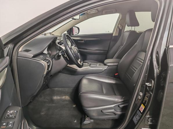 Lexus NX I Рестайлинг с пробегом 2018 года, цена 2 275 000 рублей, 220209 км, внедорожник, Автокод Объявления