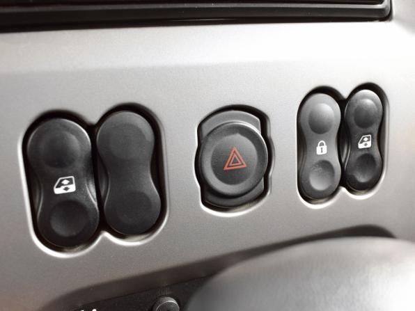 Renault Sandero I с пробегом 2012 года, цена 665 995 рублей, 65555 км, хэтчбек, Автокод Объявления