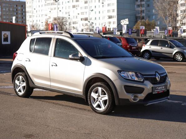 Renault Sandero II с пробегом 2017 года, цена 1 159 000 рублей, 61256 км, хэтчбек, Автокод Объявления