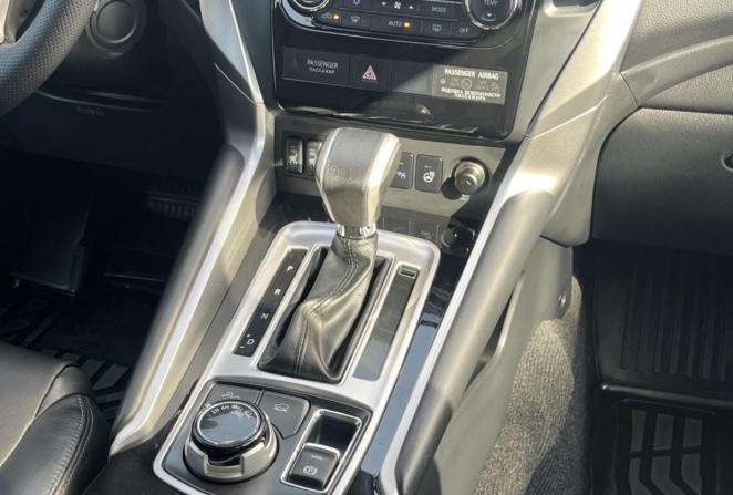 Mitsubishi Pajero Sport III с пробегом 2020 года, цена 3 050 000 рублей, 173376 км, внедорожник, Автокод Объявления