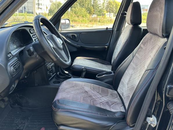 Chevrolet Niva I Рестайлинг с пробегом 2012 года, цена 399 000 рублей, 130996 км, внедорожник, Автокод Объявления