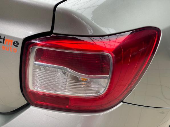Renault Logan II с пробегом 2018 года, цена 799 000 рублей, 102382 км, седан, Автокод Объявления