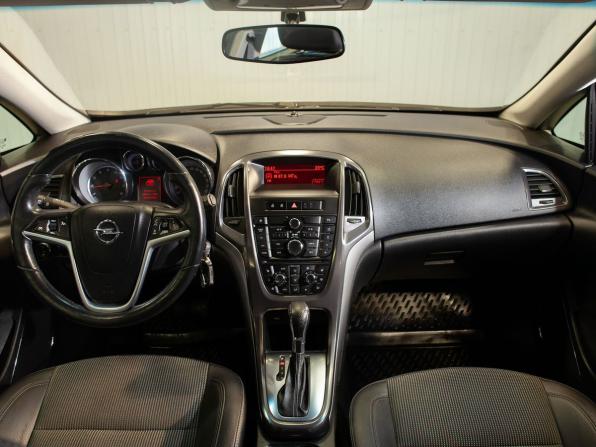 Opel Astra J с пробегом 2011 года, цена 795 000 рублей, 161884 км, хэтчбек, Автокод Объявления