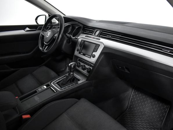 Volkswagen Passat B8 с пробегом 2015 года, цена 1 180 000 рублей, 147089 км, седан, Автокод Объявления