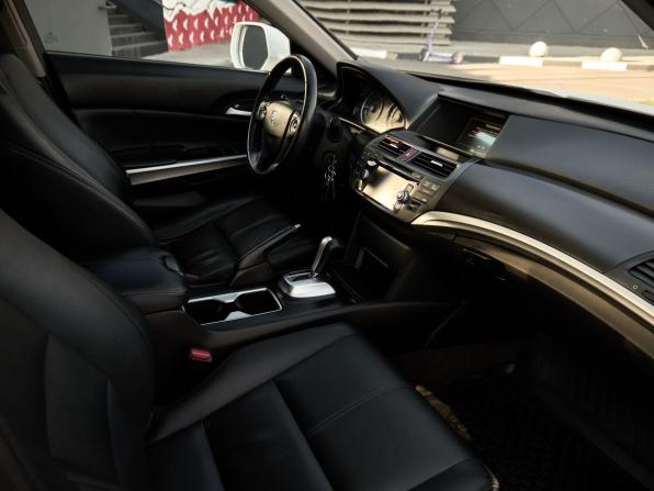 Honda Crosstour I Рестайлинг с пробегом 2014 года, цена 1 700 000 рублей, 240615 км, внедорожник, Автокод Объявления