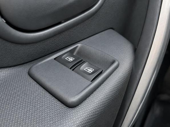 Renault Sandero II Рестайлинг с пробегом 2020 года, цена 1 299 000 рублей, 74294 км, хэтчбек, Автокод Объявления