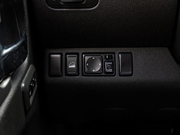 Nissan Pathfinder III Рестайлинг с пробегом 2013 года, цена 1 770 000 рублей, 192992 км, внедорожник, Автокод Объявления