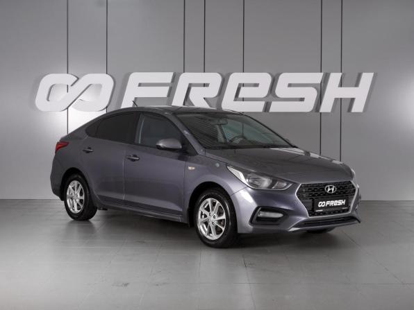 Hyundai Solaris II с пробегом 2018 года, цена 1 352 000 рублей, 133525 км, седан, Автокод Объявления