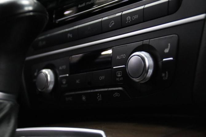 Audi A6 allroad III (C7) с пробегом 2013 года, цена 2 295 170 рублей, 159138 км, универсал, Автокод Объявления