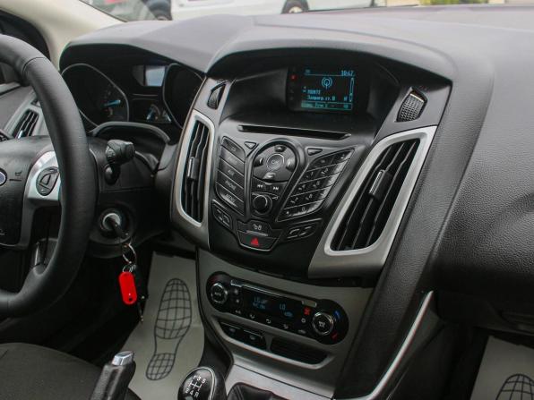 Ford Focus III с пробегом 2014 года, цена 670 000 рублей, 240380 км, седан, Автокод Объявления