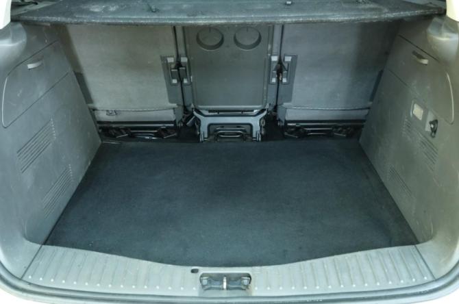 Ford C-MAX I с пробегом 2005 года, цена 679 000 рублей, 320000 км, компактвэн, Автокод Объявления