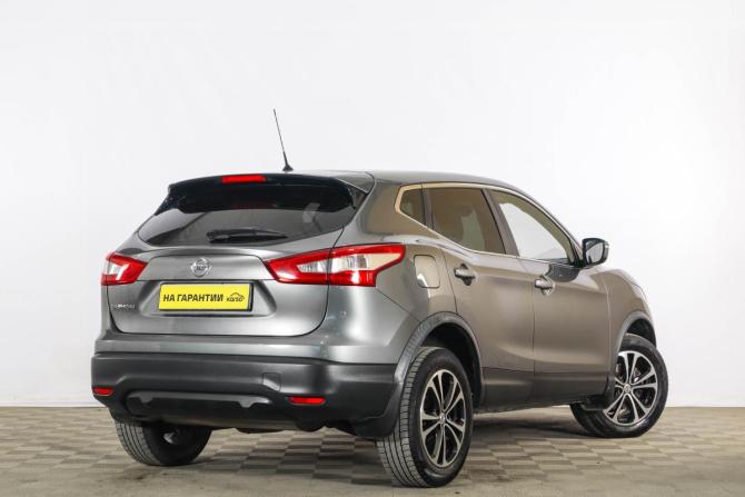 Nissan Qashqai II с пробегом 2015 года, цена 1 619 000 рублей, 184932 км, внедорожник, Автокод Объявления