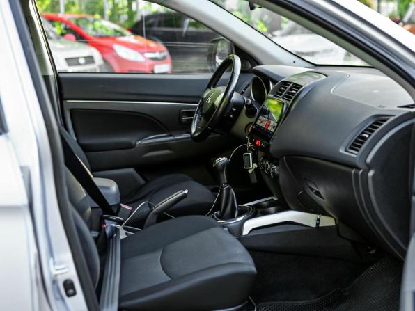 Mitsubishi ASX I с пробегом 2013 года, цена 1 020 000 рублей, 200960 км, внедорожник, Автокод Объявления