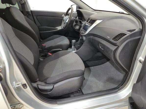 Hyundai Solaris I с пробегом 2013 года, цена 730 000 рублей, 129542 км, седан, Автокод Объявления